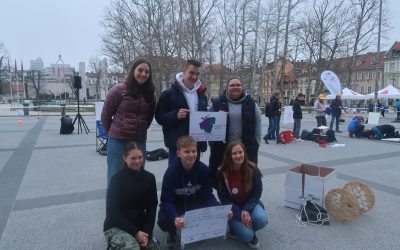 PŠEČKI KLETARJI IN PŠEČKI MLINARJI IN NJUNA ELASTOMOBILA