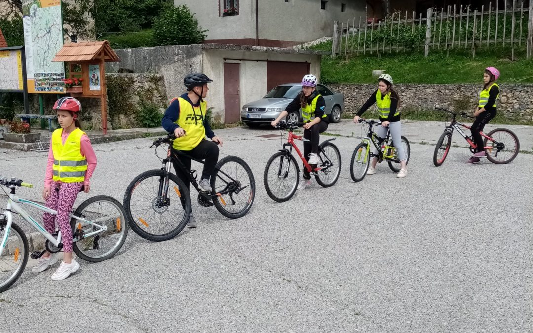 ZADNJE PRIPRAVE PRED KOLESARSKIM IZPITOM