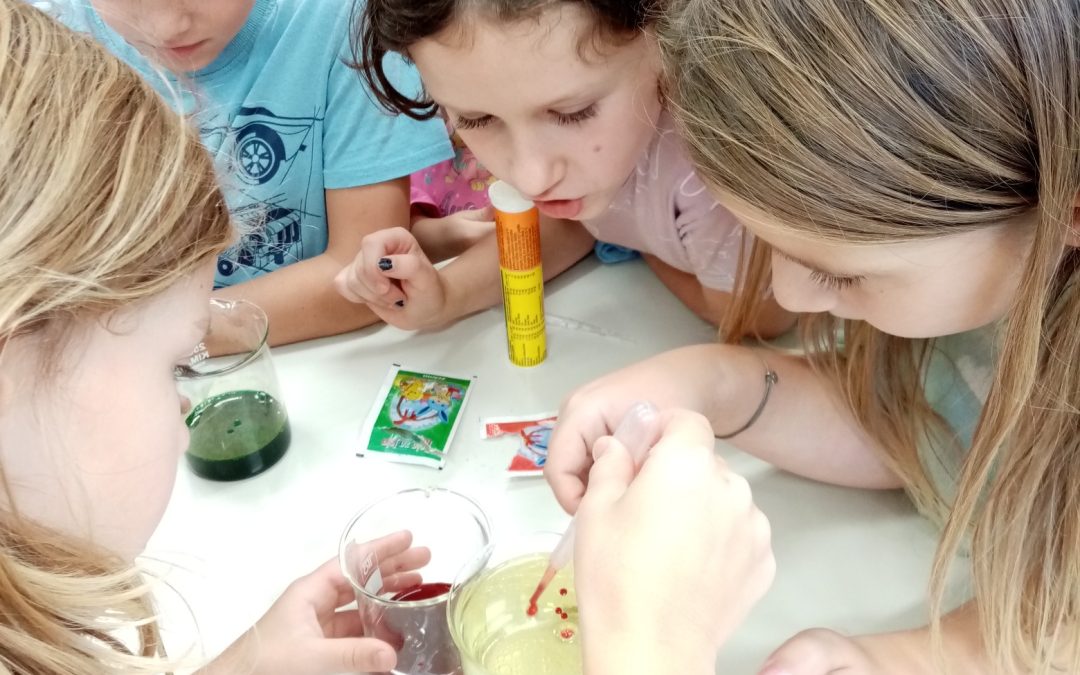 V TEDEN OTROKA Z EKSPERIMENTI
